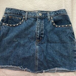 Hudson mini skirt with studs size 30